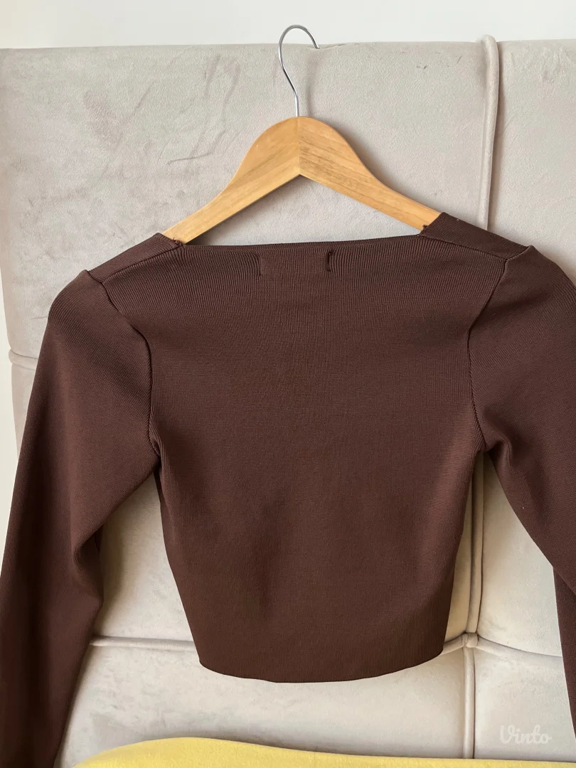 Stredivarius braon majica - dug rukav - crop top