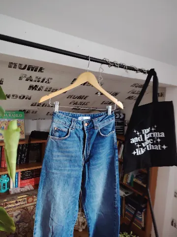 Klasicne farmerke zara