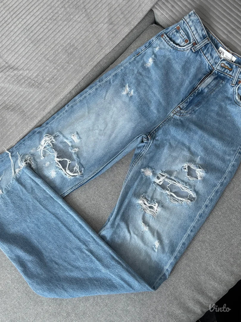 Zara pocepane farmerke