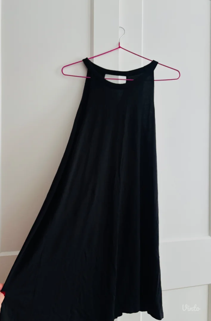 Pull&Bear crna haljina