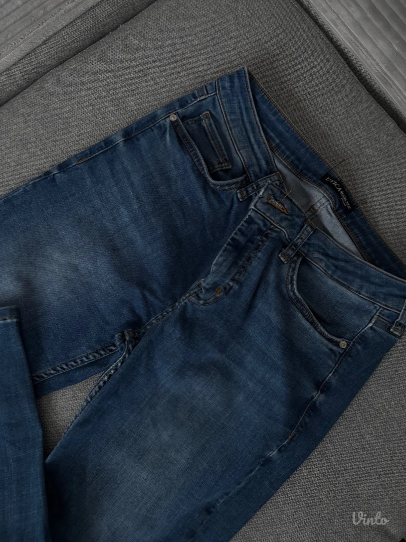 Uske teksas farmerice