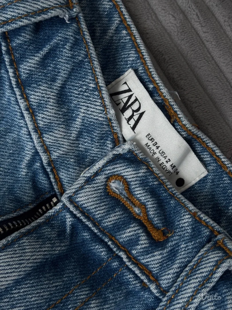 Zara pocepane farmerke