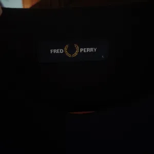 Fred Perry vel L