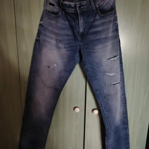 Antony Morato W32, skraćene slim fit