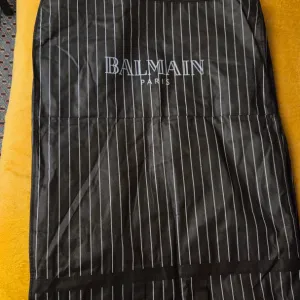 Balmain musko Odelo