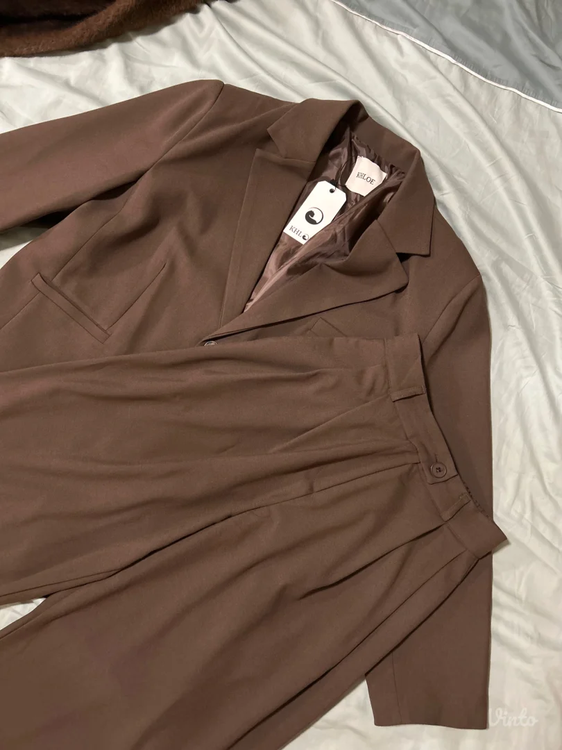 Sako i pantalone Novo