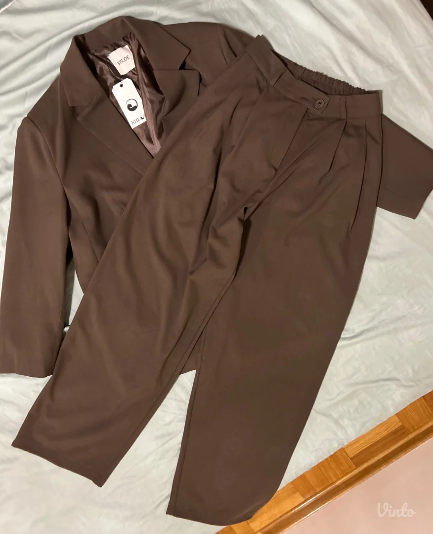 Sako i pantalone Novo