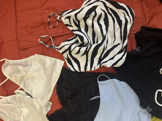 Zara i Bershka majice