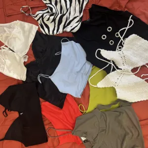 Zara i Bershka majice