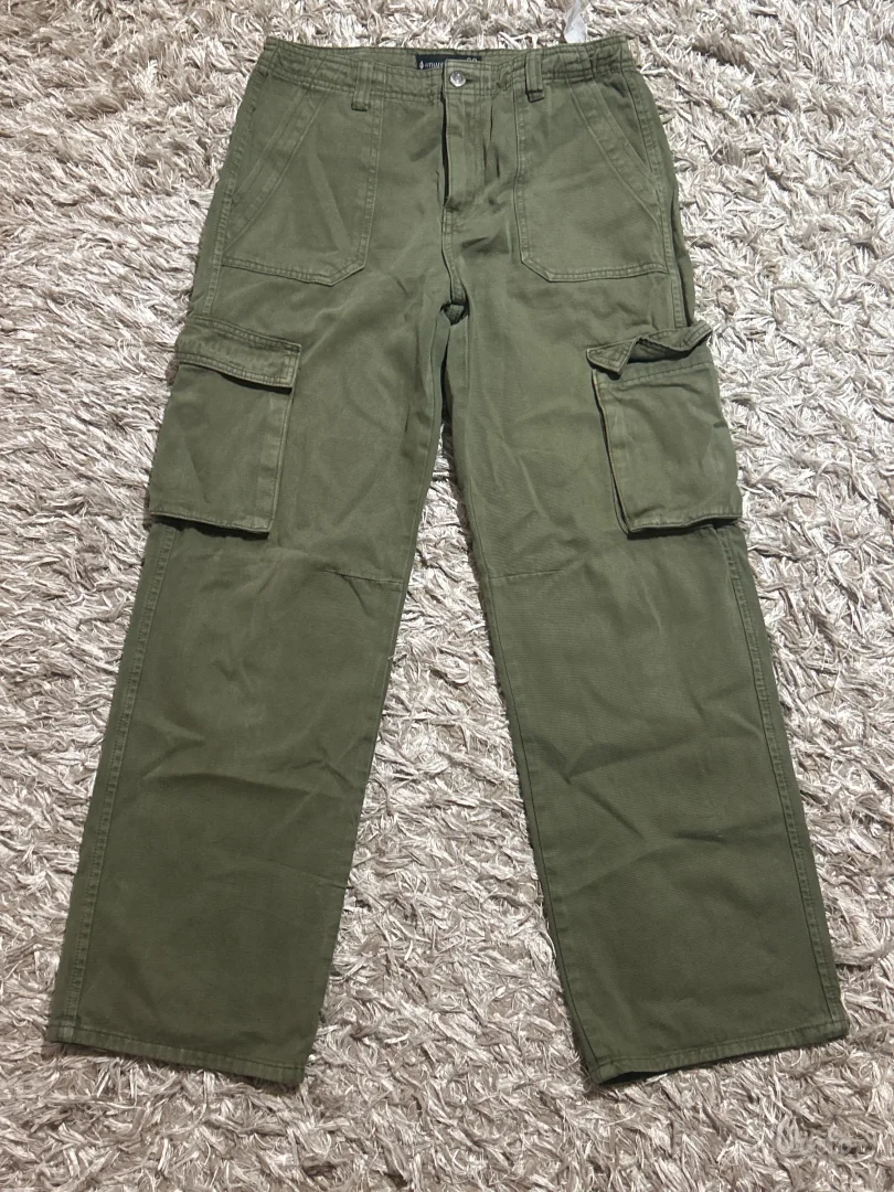 stradivarius cargo pantalone