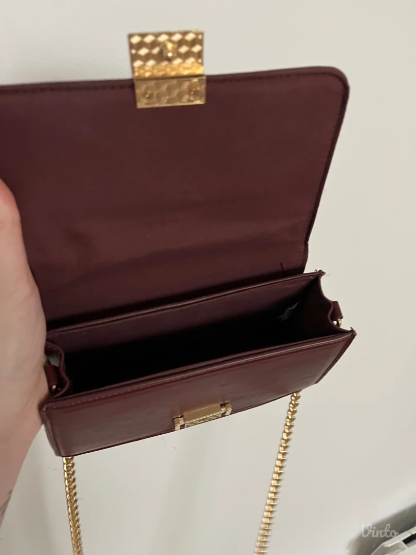 stradivarius bordo torbica