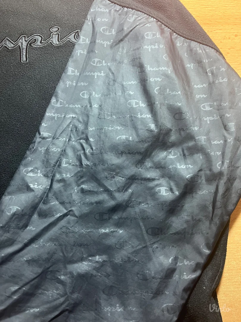 Champion cropp top duks