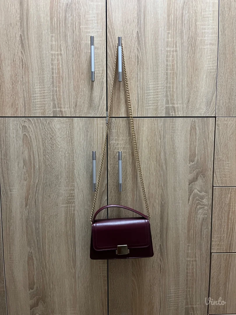 stradivarius bordo torbica