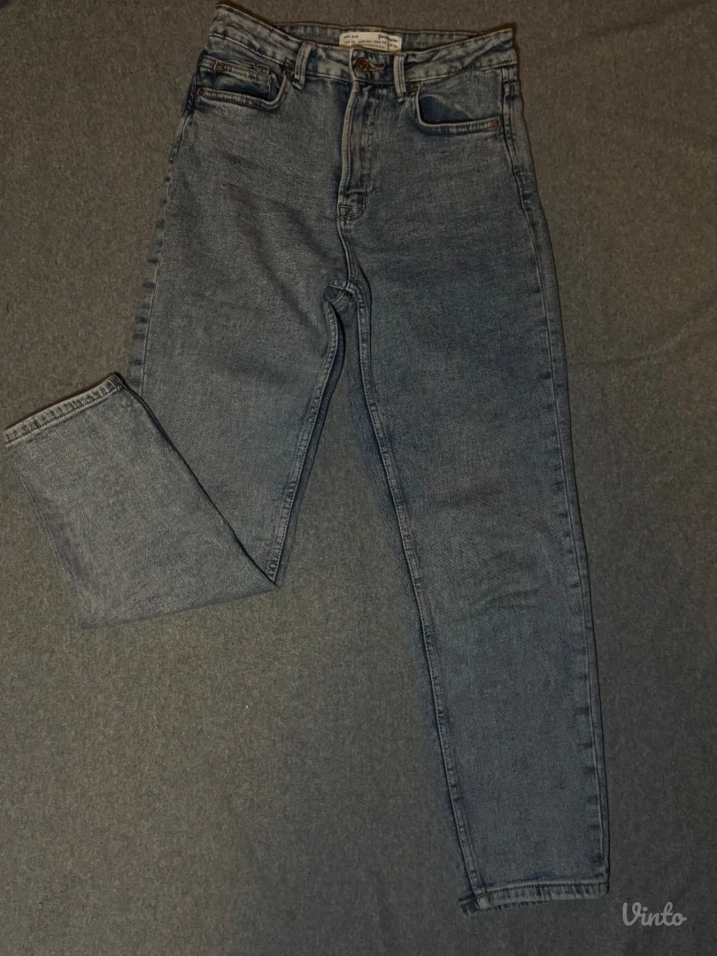 Stradivarius farmerke, Veličina 38