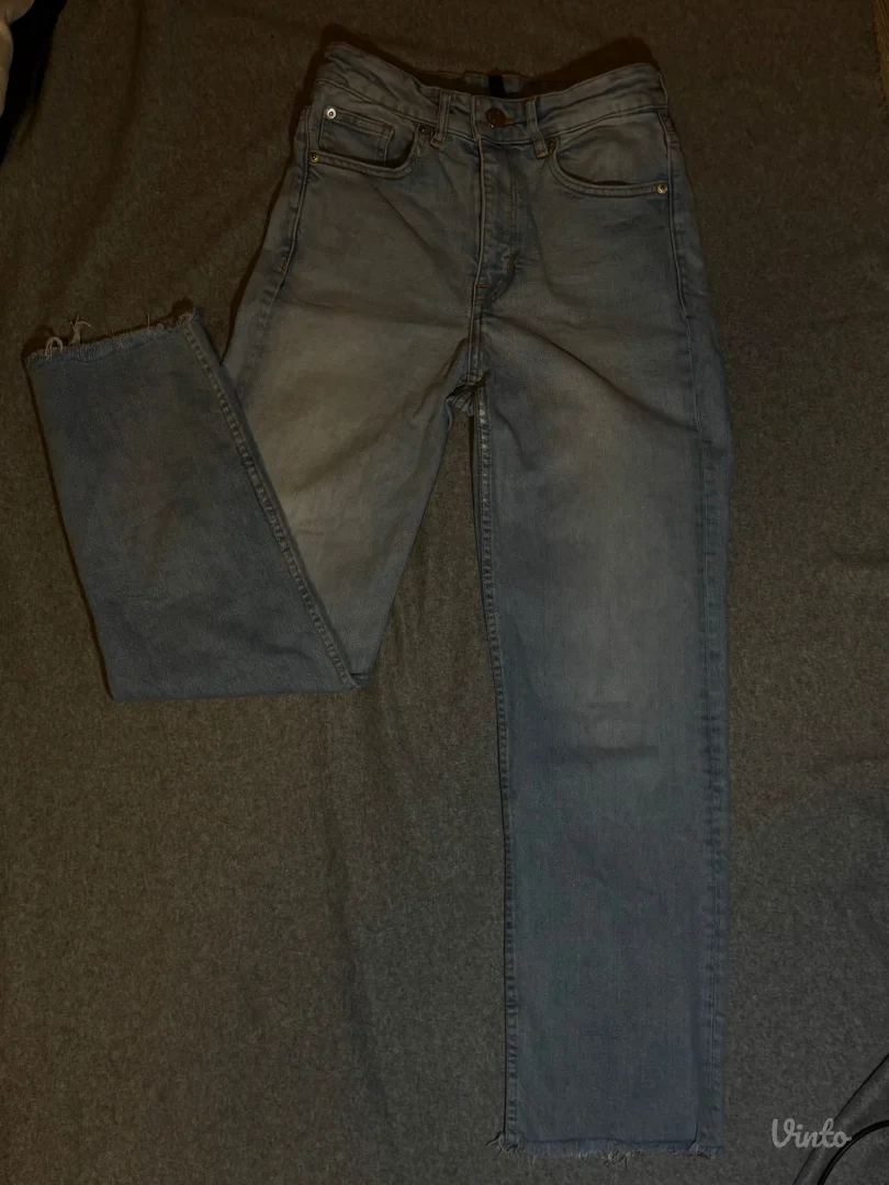 H&M farmerke, veličina 36