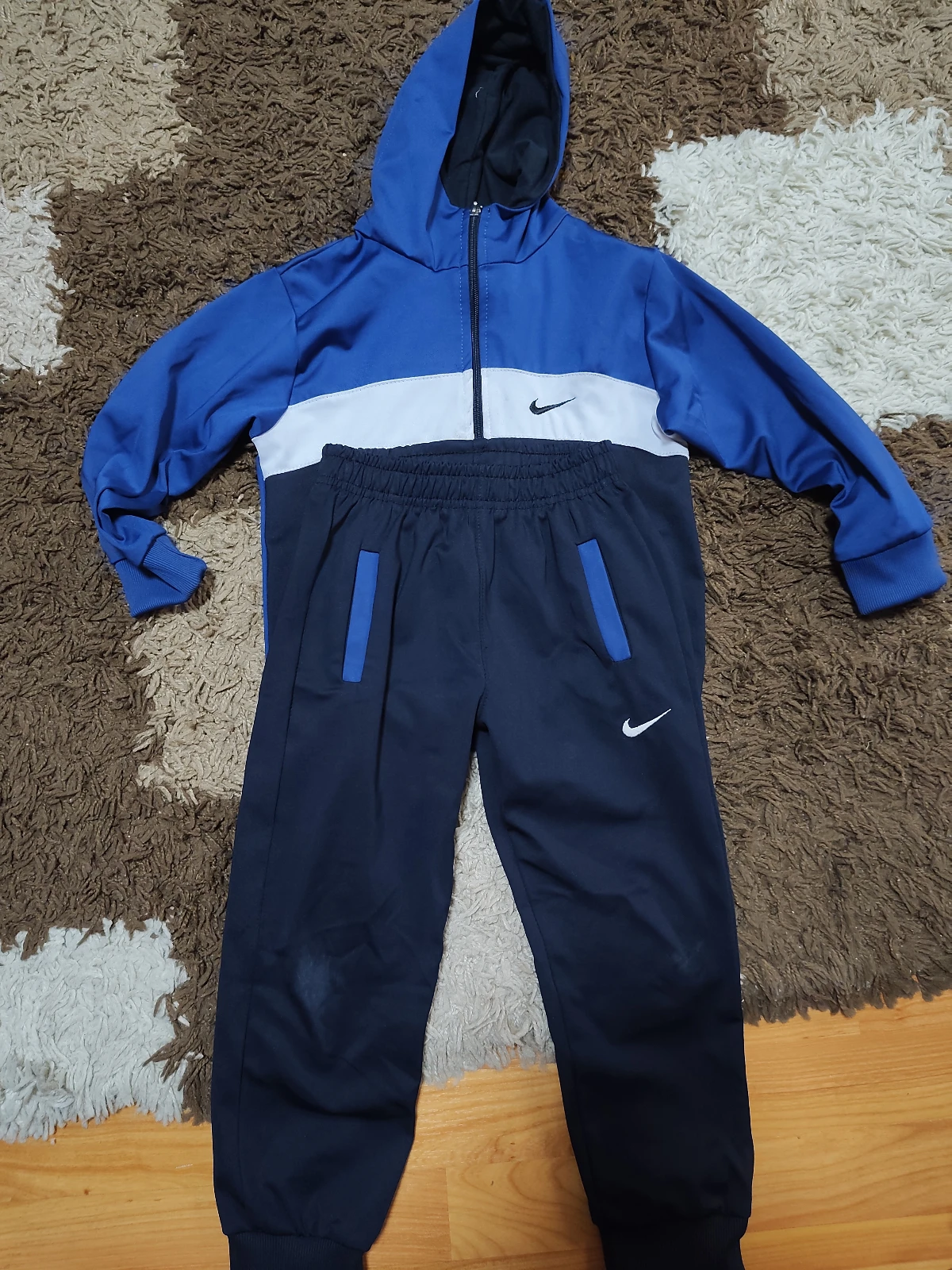Paket dečije garderobe 4–5 godina – 26 komada