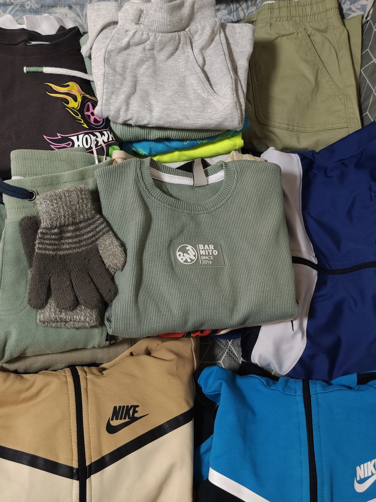 Paket dečije garderobe 4–5 godina – 26 komada