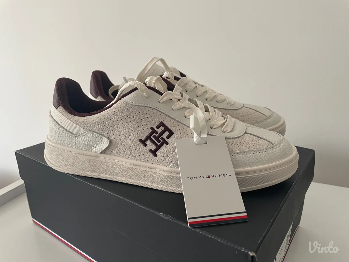Tommy Hilfiger patike 39 | novo