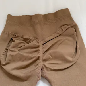 DFYNE model pushup helanke