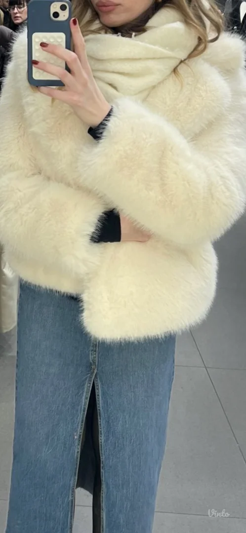 Zarina viralna bunda