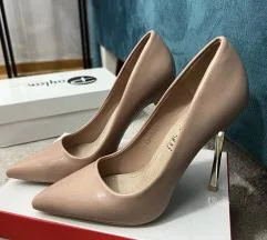 Nežno roze salonke sa zlatnom štiklom