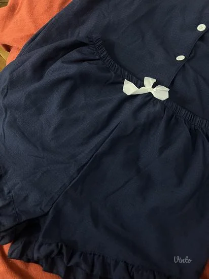 Letnja pidžama sa karnerima