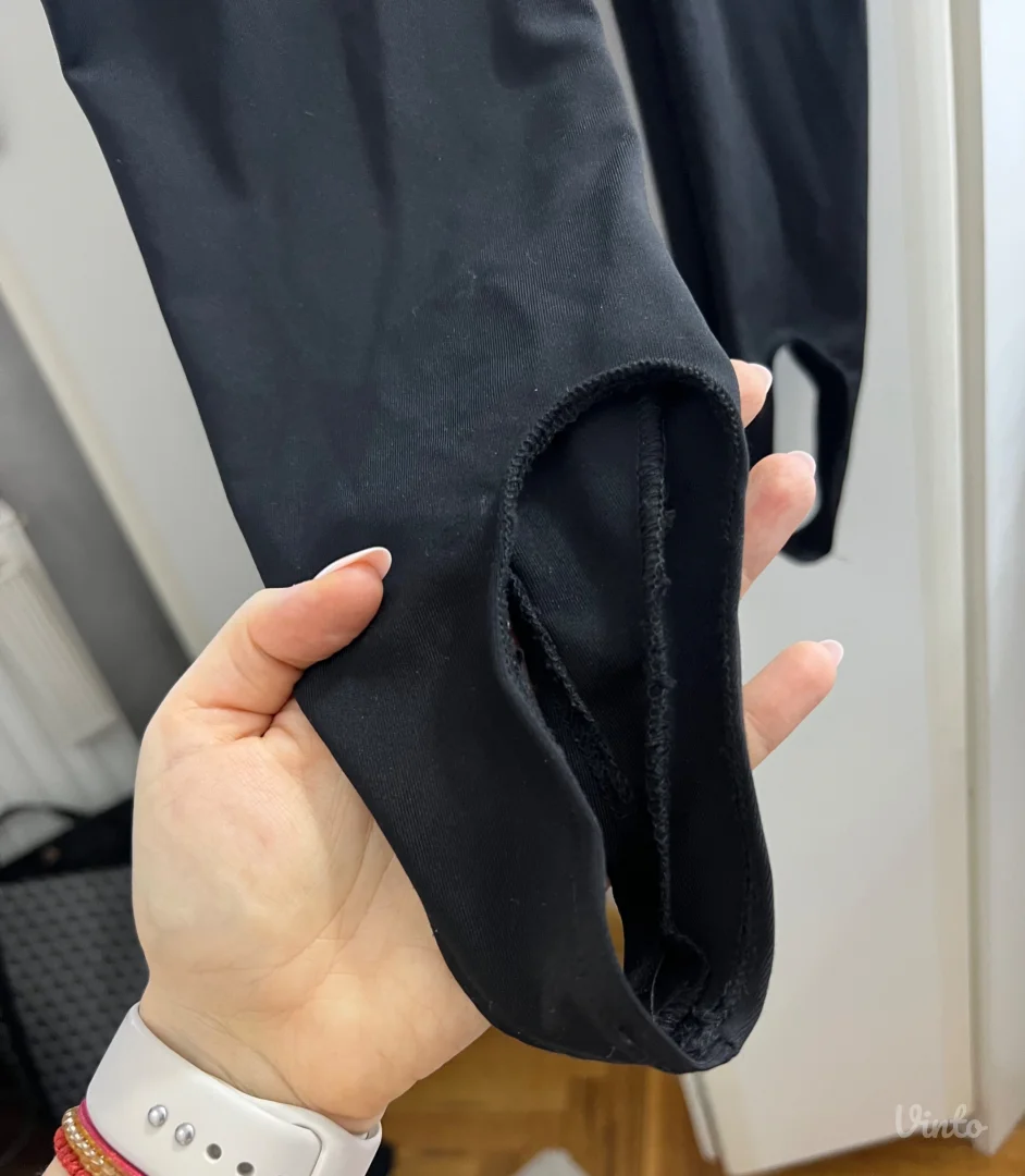 Crne helanke sa stopom