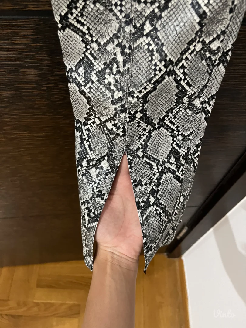 Zara kozne pantalone🩶🤍🩶