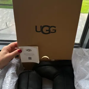 Ugg decije cizme