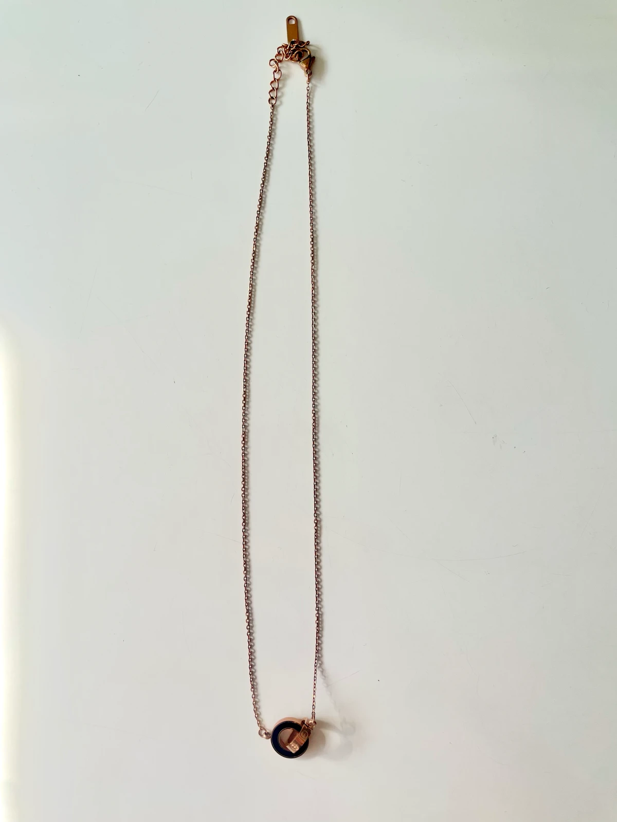 Rose gold ogrlica
