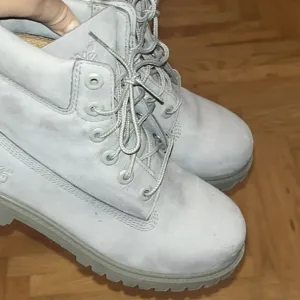 Timberland sive čizme