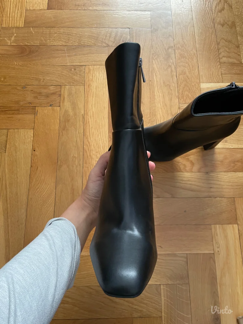 Steve Madden Crne čizme na štiklu