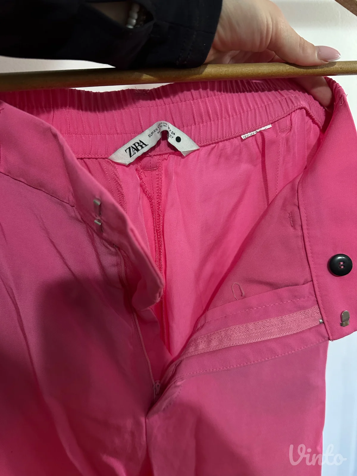 zara elegantne pantalone