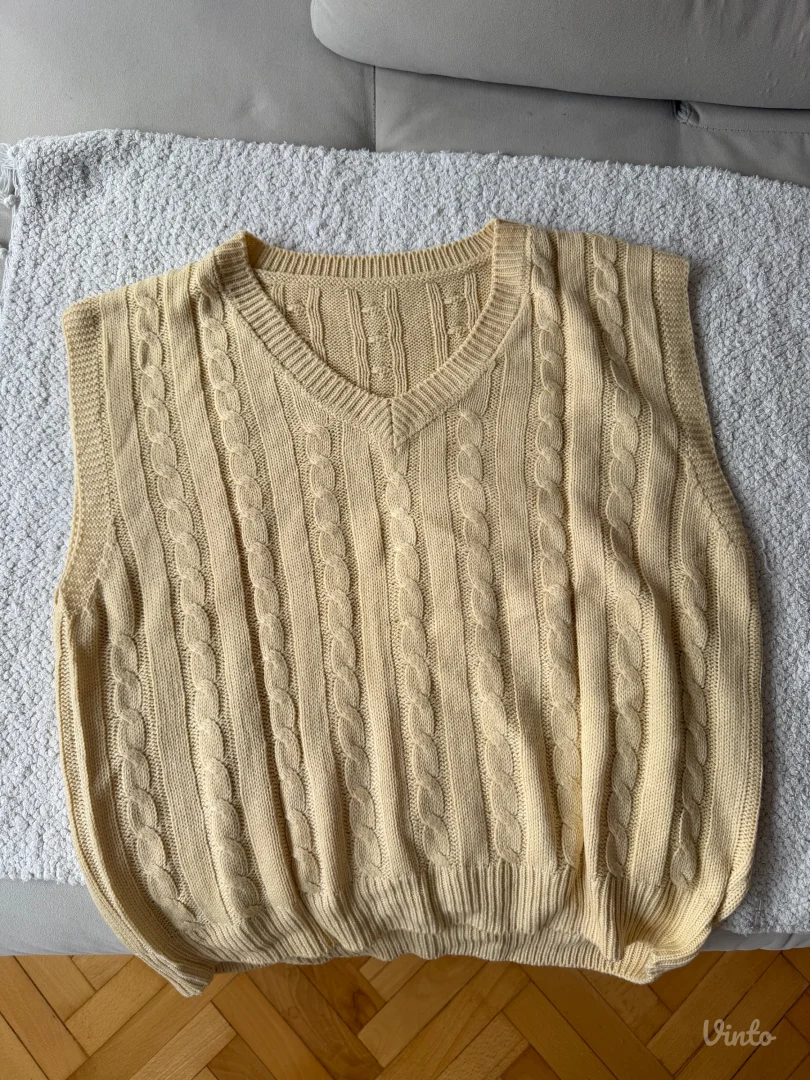 Dzemper sa V izrezom