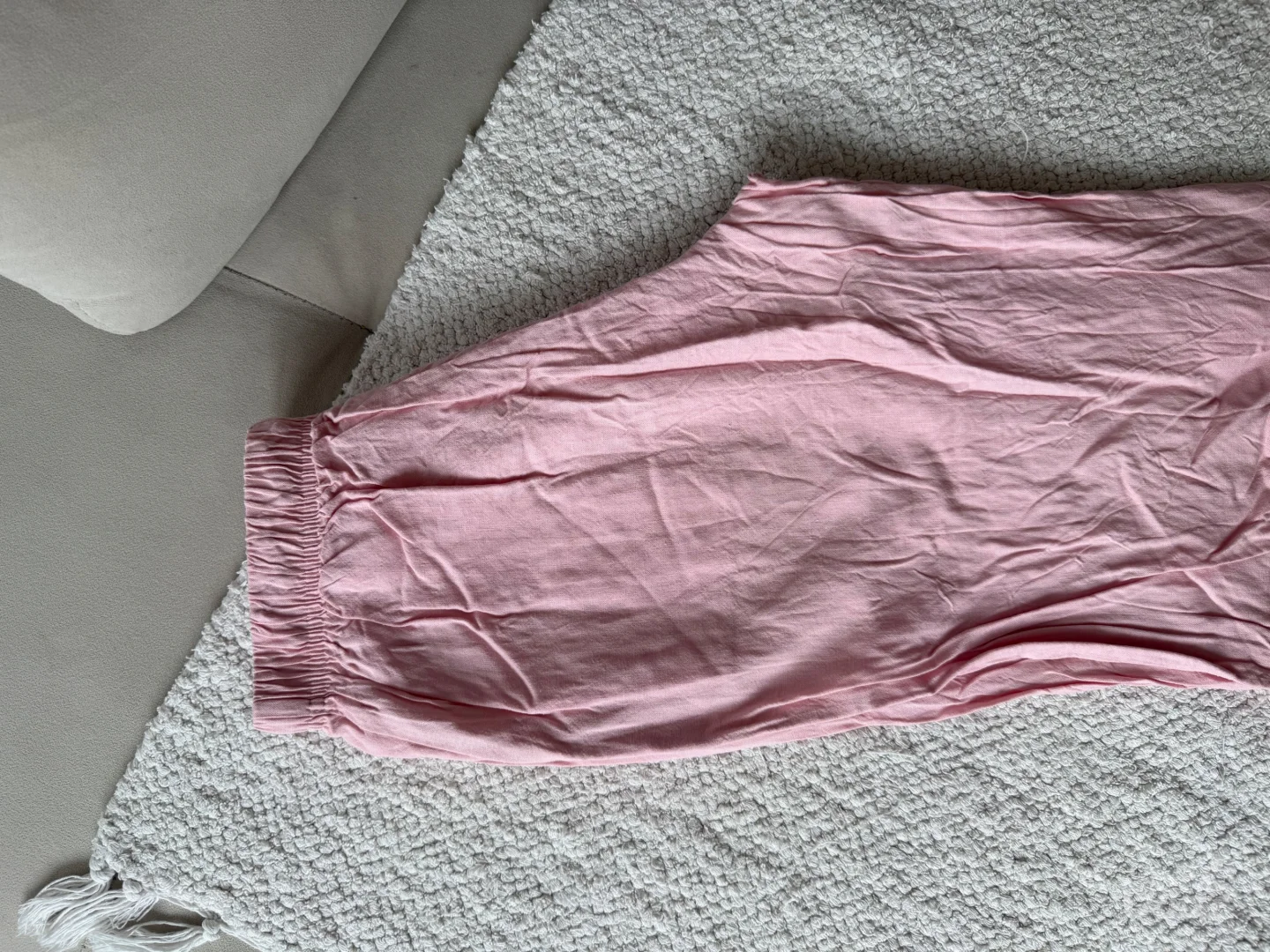 Roze lanene pantalone