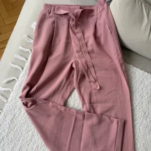 Roze cigaret pantalone