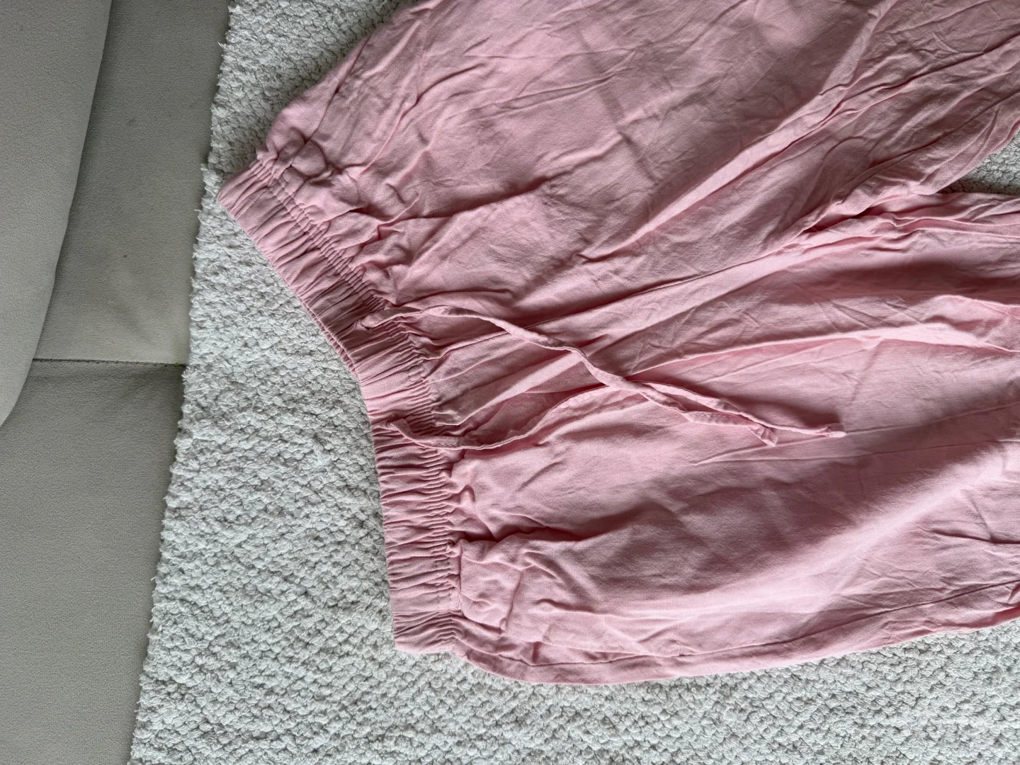 Roze lanene pantalone