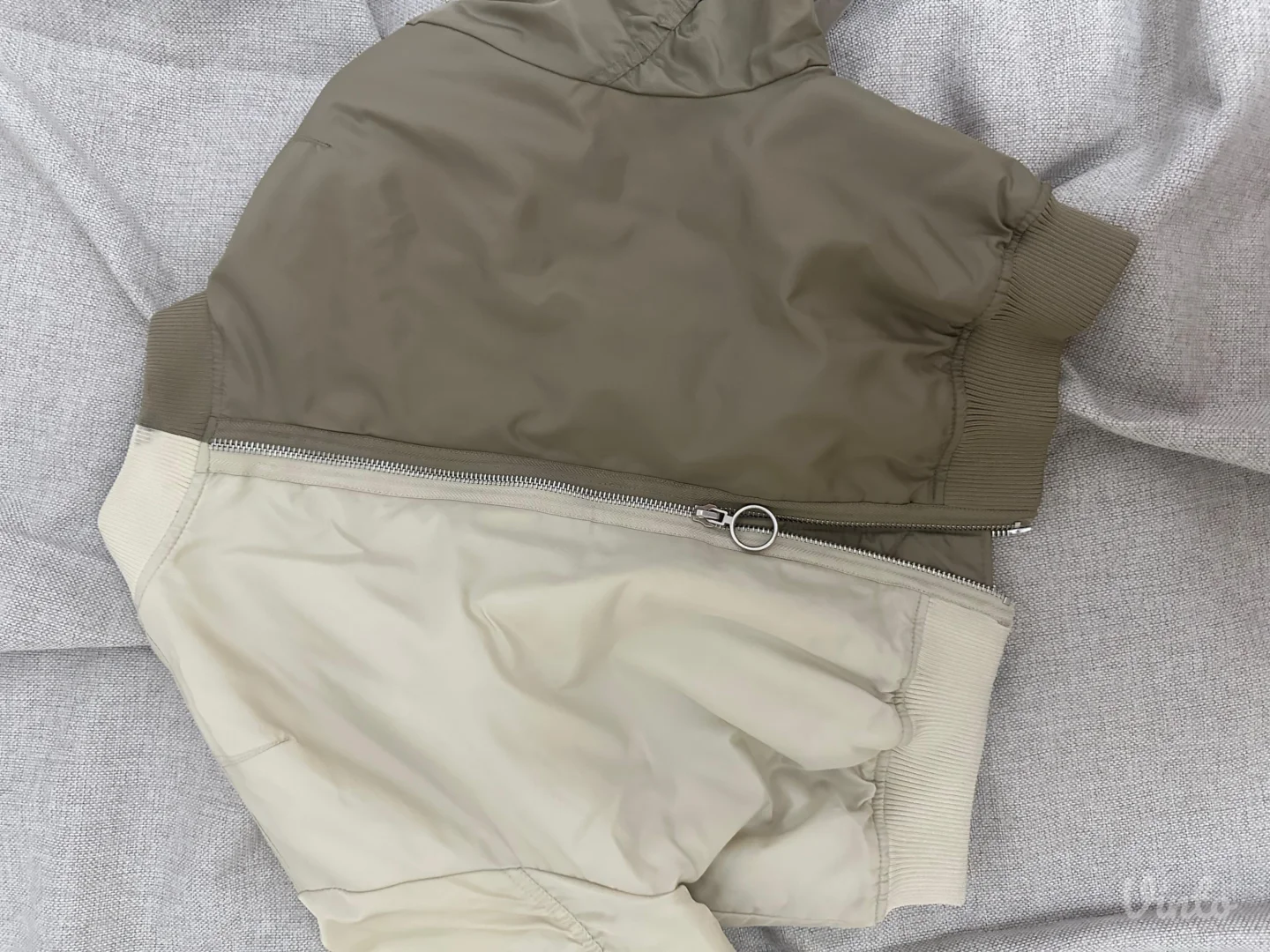 Bershka bomber jakna