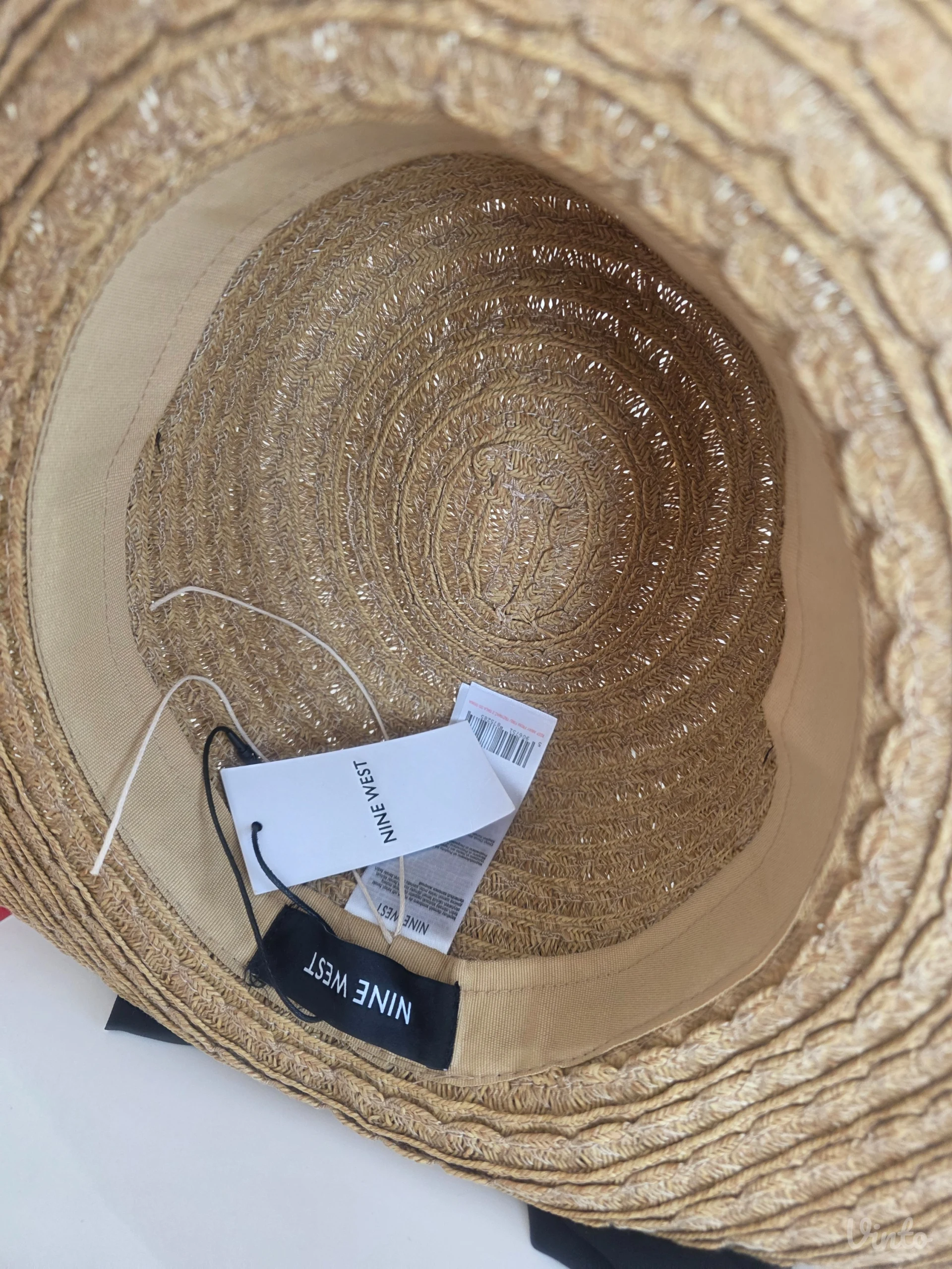 Šešir NINE WEST NOVO