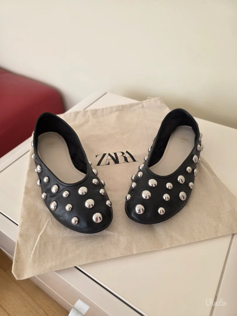 Kožne baletanke ZARA