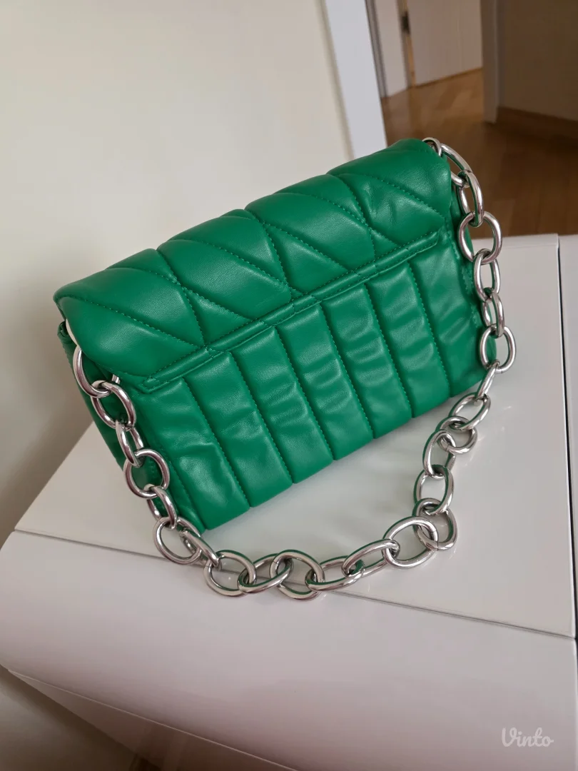 Torbica Pull and Bear