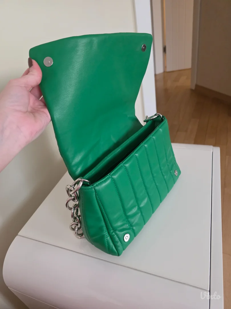 Torbica Pull and Bear