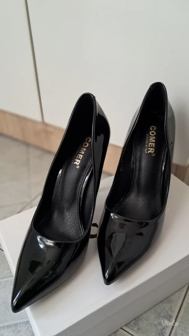 Lakirane crne salonke br. 39 - NENOŠENE