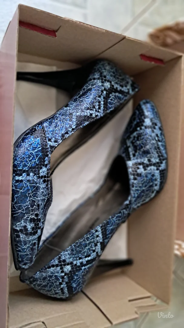 Teget zmijski print salonke br. 39 - NENOŠENE