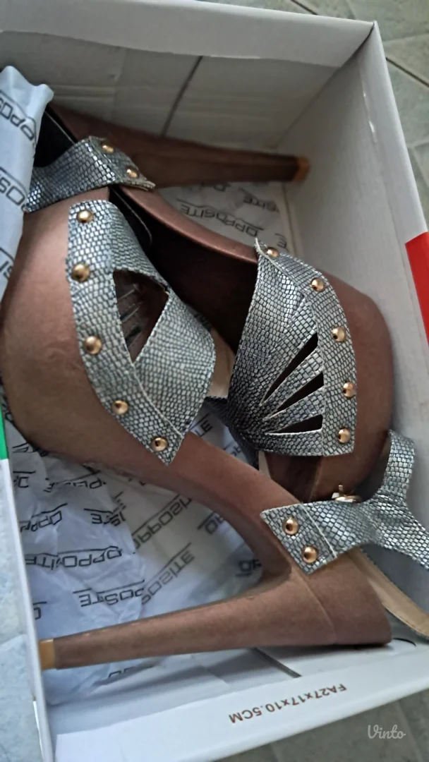 Metalik plave sandale na štiklu br. 37 - NENOŠENE