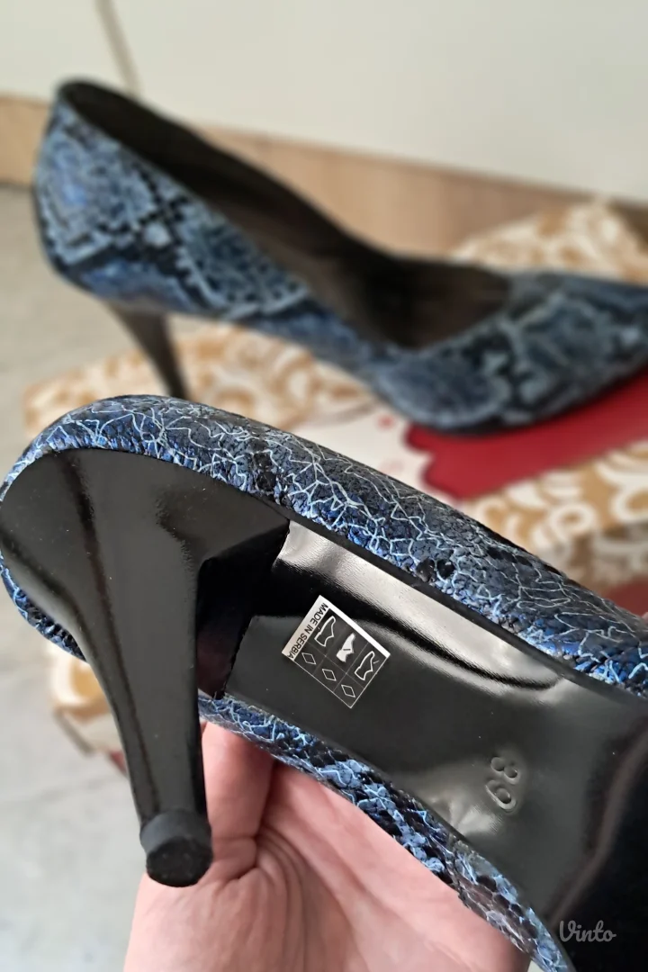 Teget zmijski print salonke br. 39 - NENOŠENE