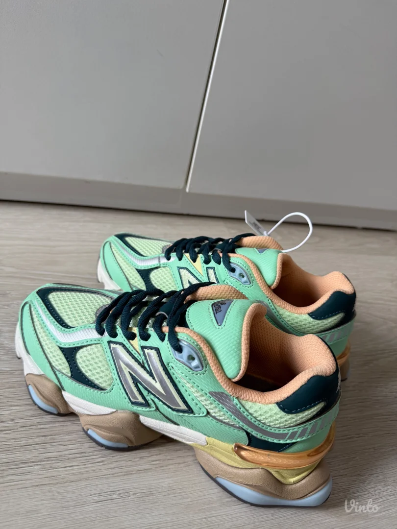 New Balance 9060
