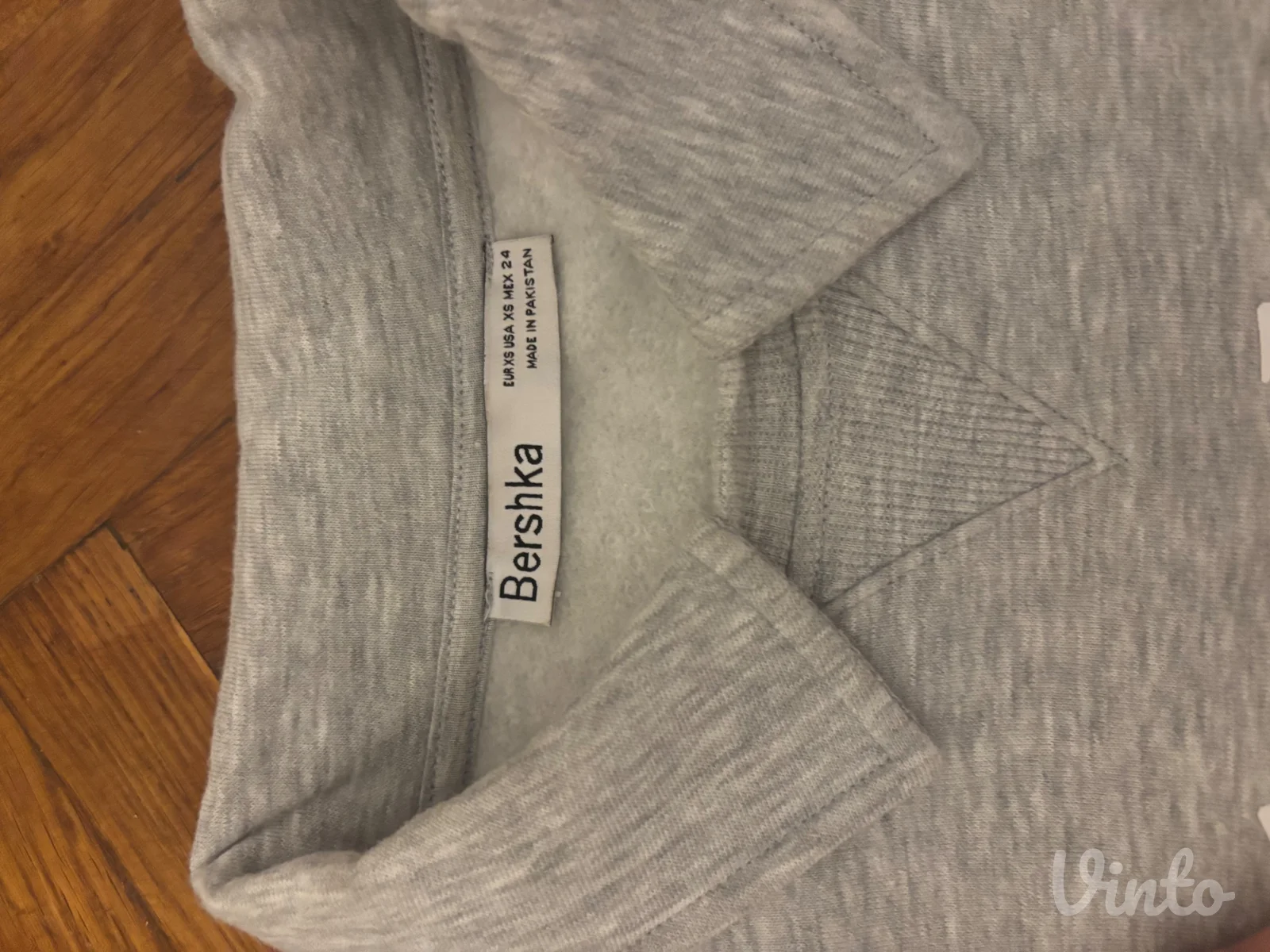 Bershka kratak duks
