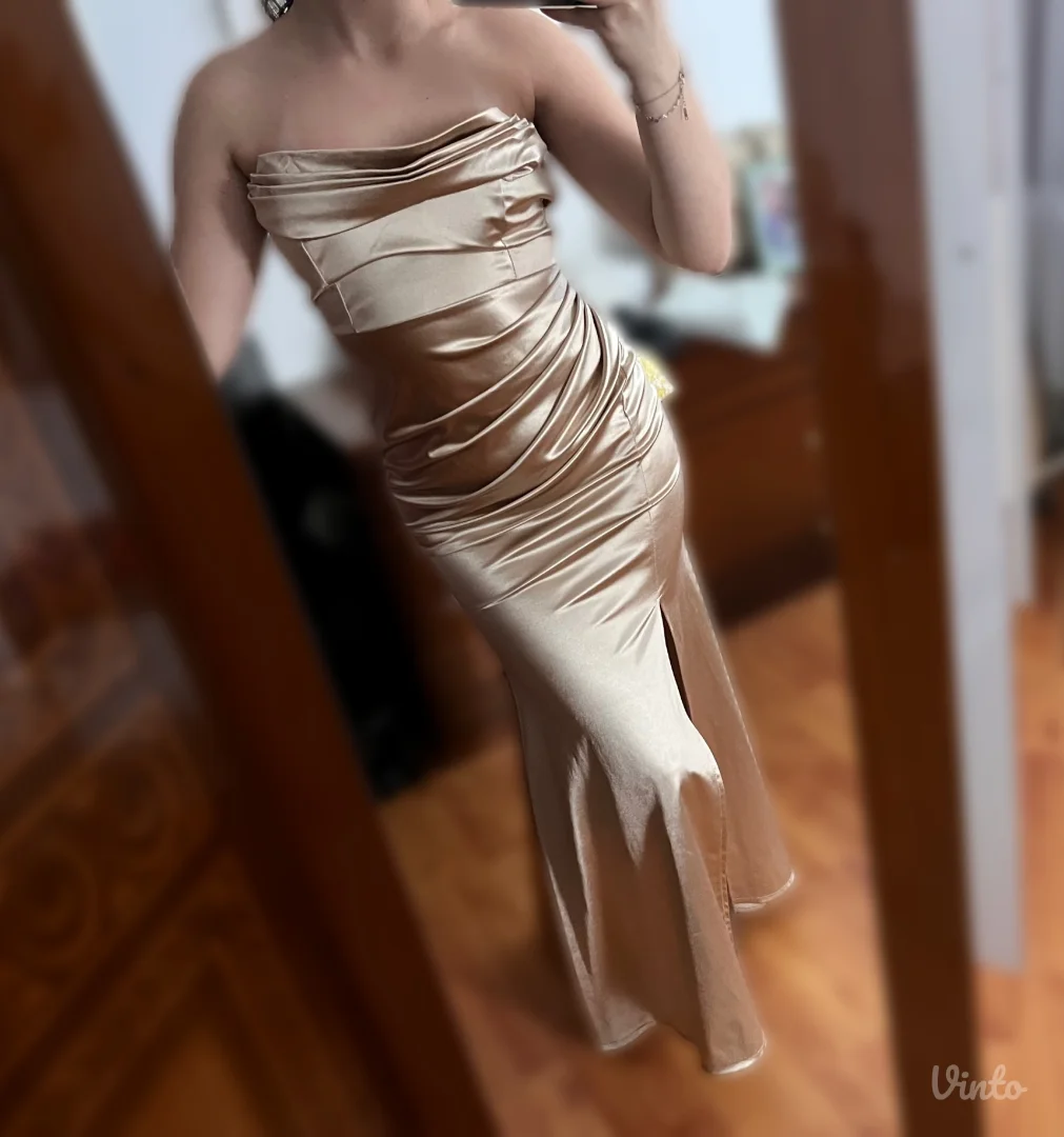 Duga svečana haljina