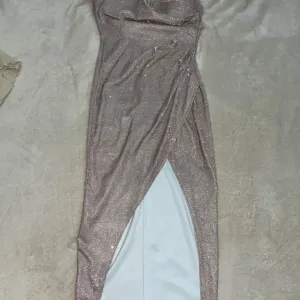 Picculino svečana haljina sa šljokicama